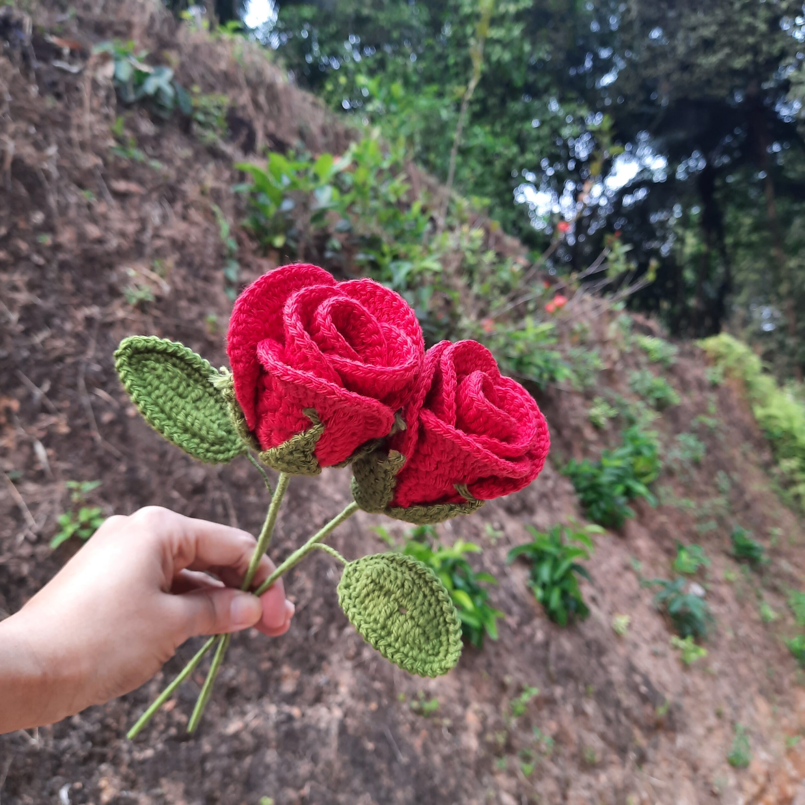 Crochet Red Rose - Image 3