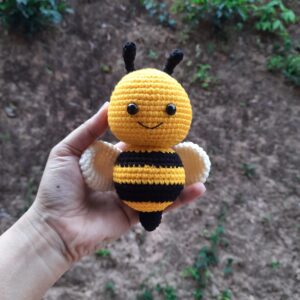 Crochet Honeybee