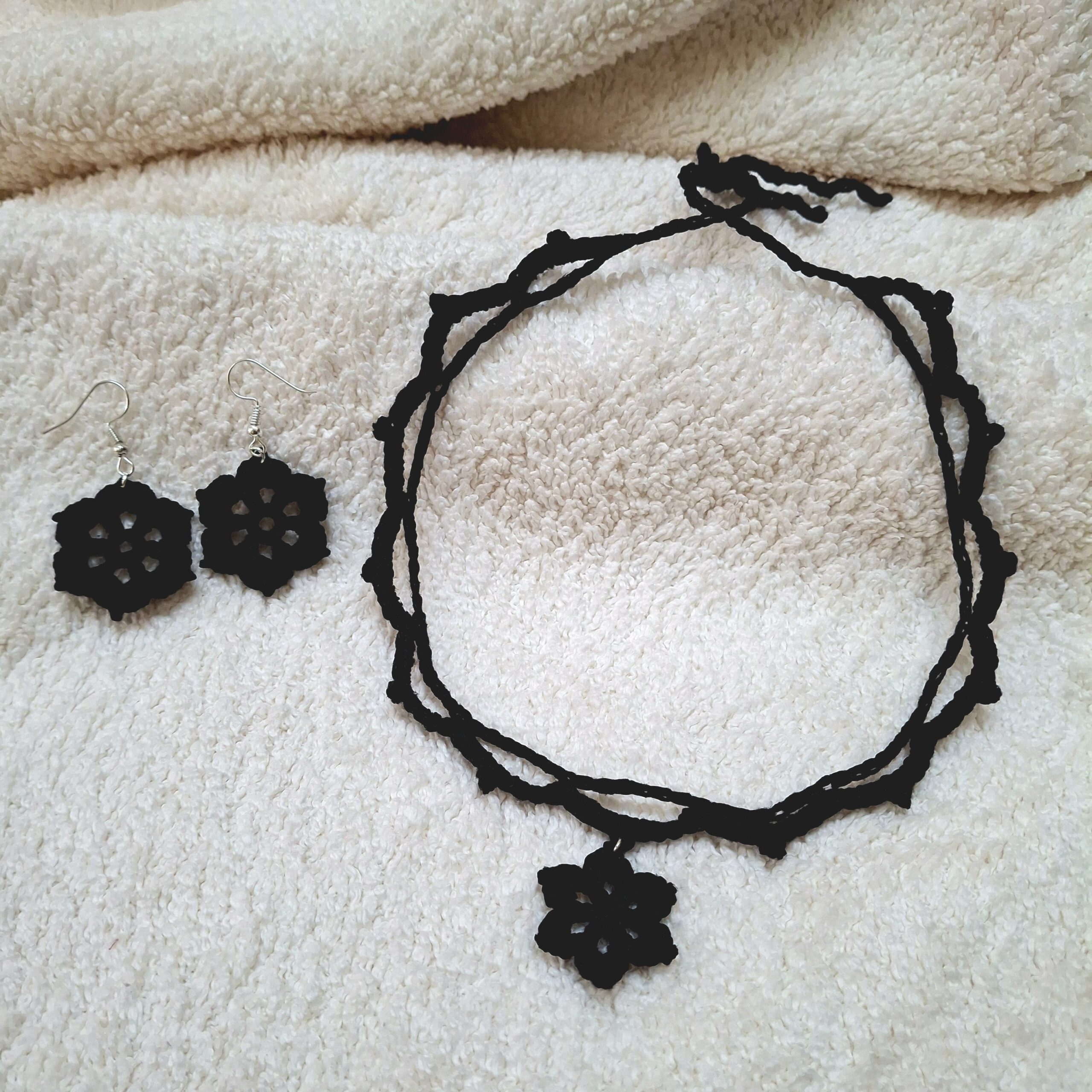Crochet Choker & Earrings Set